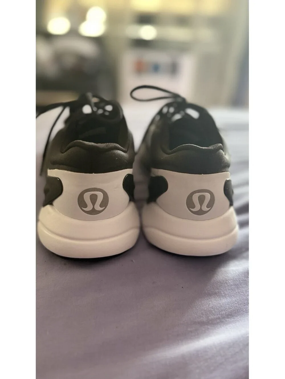 lululemon BlissFeel Run Women’s Black/White Low Top Lace-Up Logo Mesh